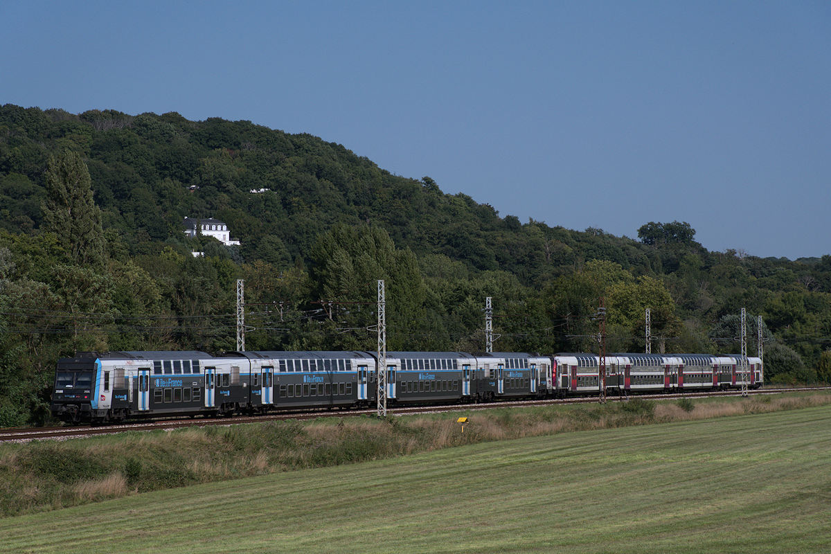 Z 20986/Z 20985 • RAME 243A