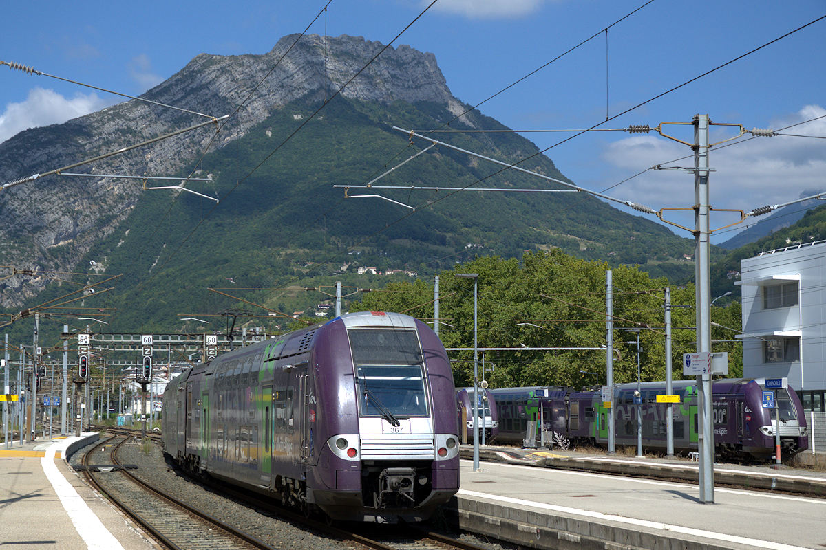 Z 24633/Z 24634 367 RHÔNE-ALPES