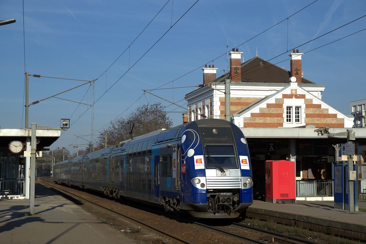 Z 26615/Z 26616 RAME 558 NORMANDIE