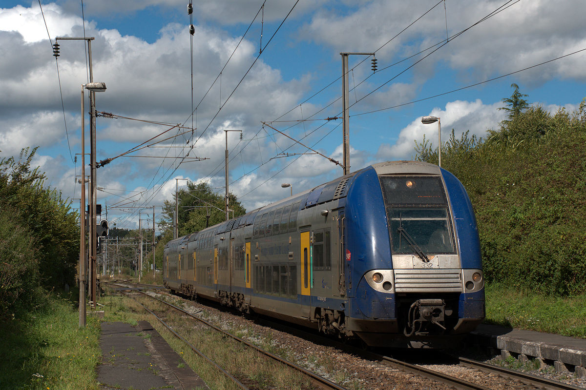 Z 24563/Z 24564 RAME 332 HAUTS-DE-FRANCE • TER K61 841927 LILLE-FLANDRES > CHARLEVILLE-MÉZIÈRES
