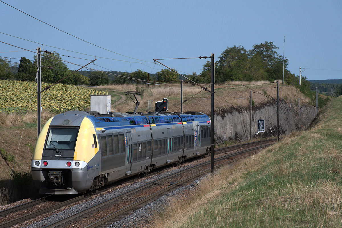 Z 27545/Z 27546 BOURGOGNE-FRANCHE COMTÉ