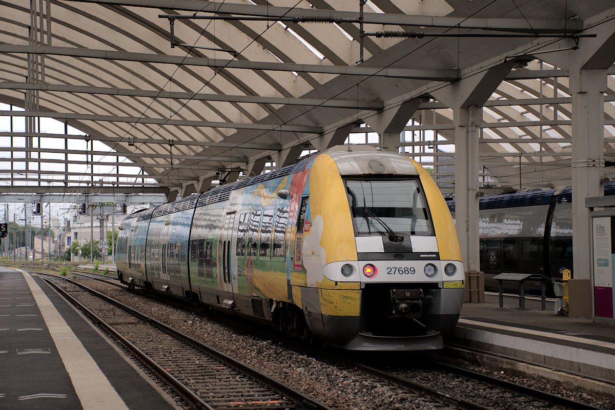 Z 27689/Z 27690 GRAND EST « CHARLEVILLE-MÉZIÈRES »