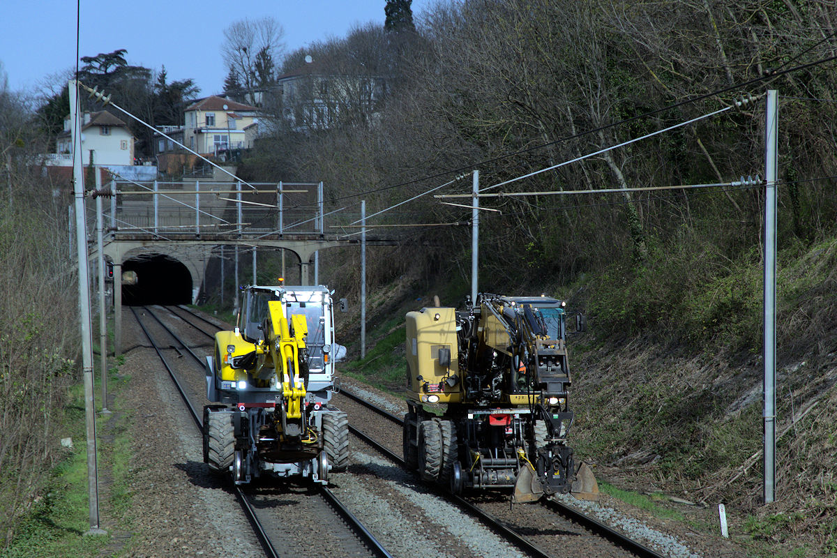 DÉBROUSSAILLEUSES RAIL-ROUTE