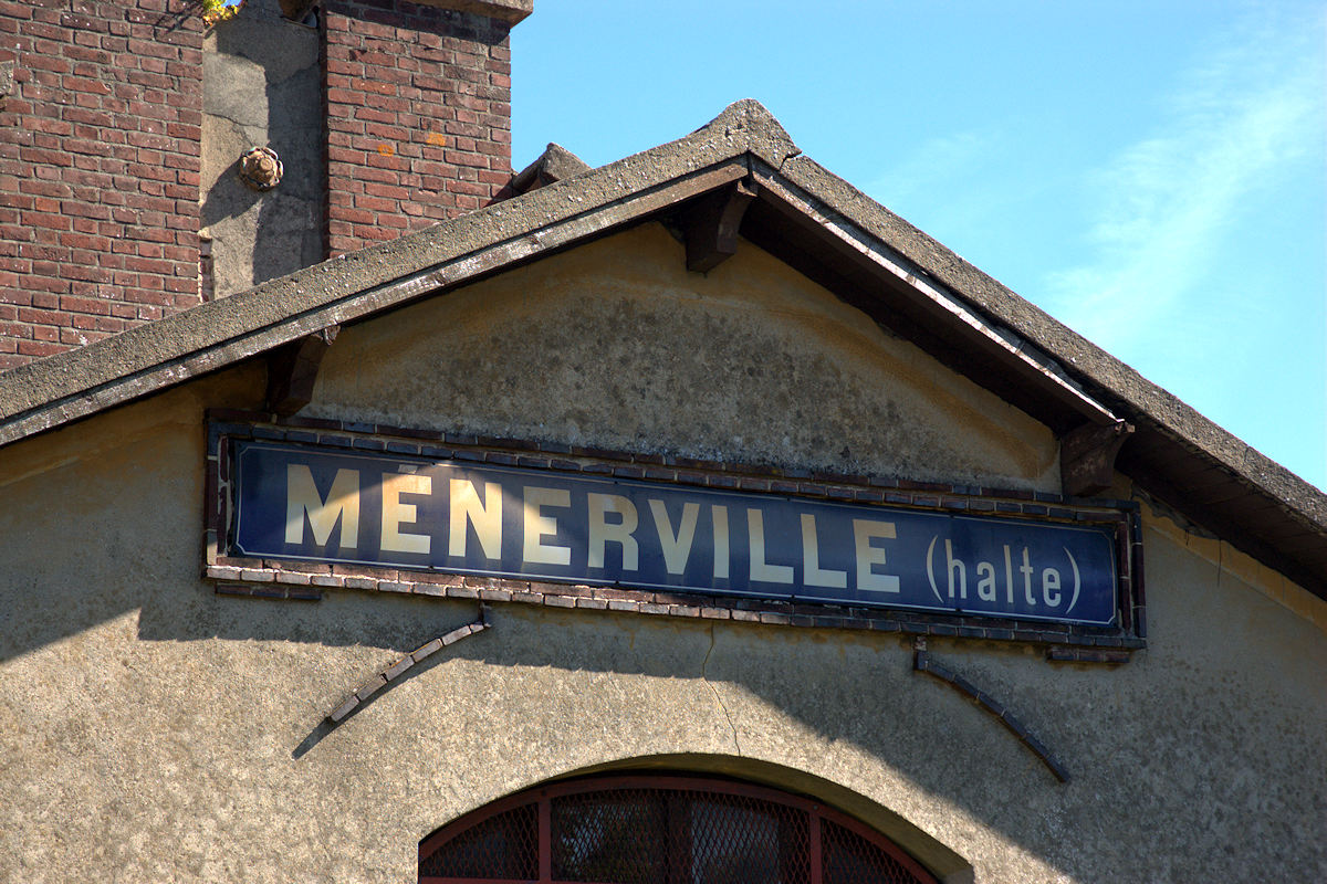 BÂTIMENT DE VOYAGEURS DE MÉNERVILLE